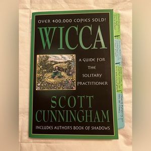 Wicca Guide For Solitary Practitioner by Scott Cunningham